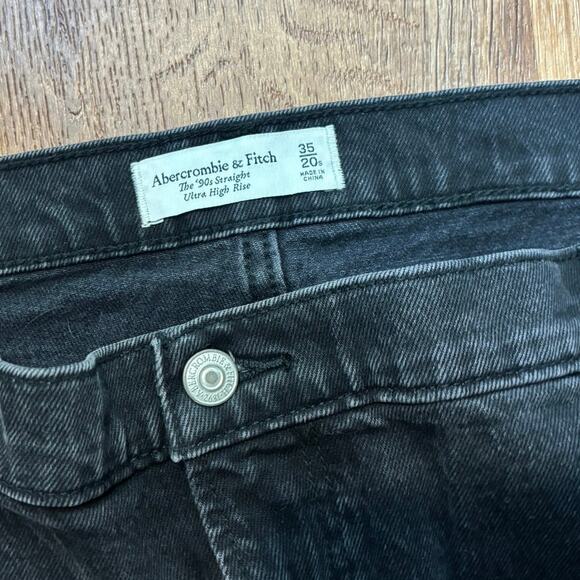 Abercrombie & Fitch The 90’s Straight Ultra High Rise Jeans Size 35 Short - Picture 6 of 6